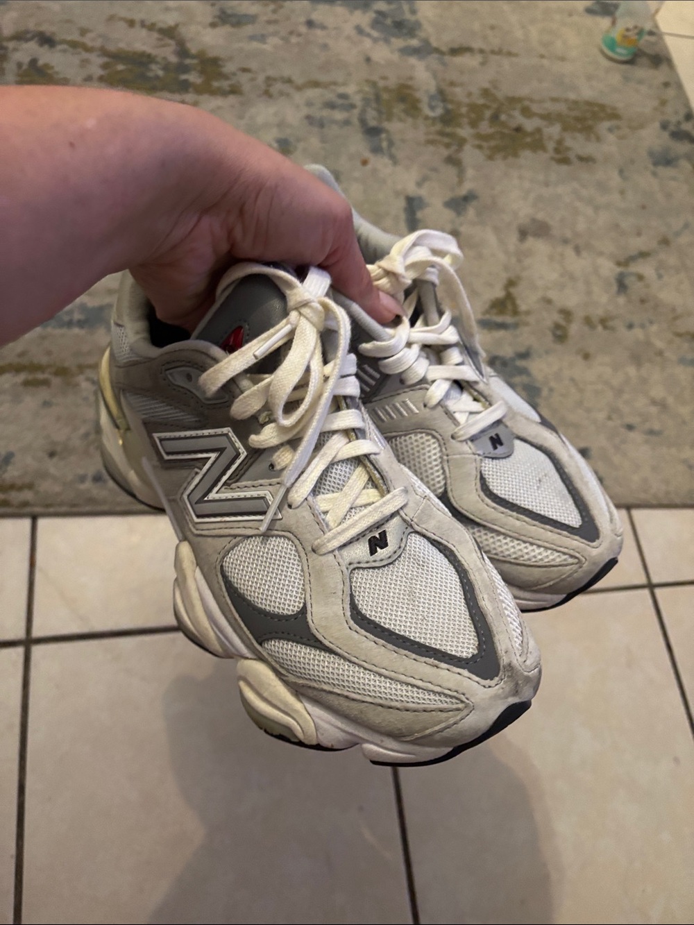 New Balance womans Athletic Sneakers in Gray, White and Cream - Picture 3 of 8